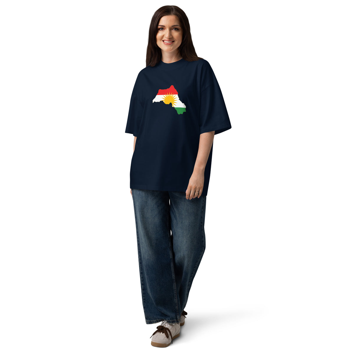 T-shirt Oversize con Stampa Mappa e Bandiera del Kurdistan | Cotone Biologico – T-shirt curda con messaggio
